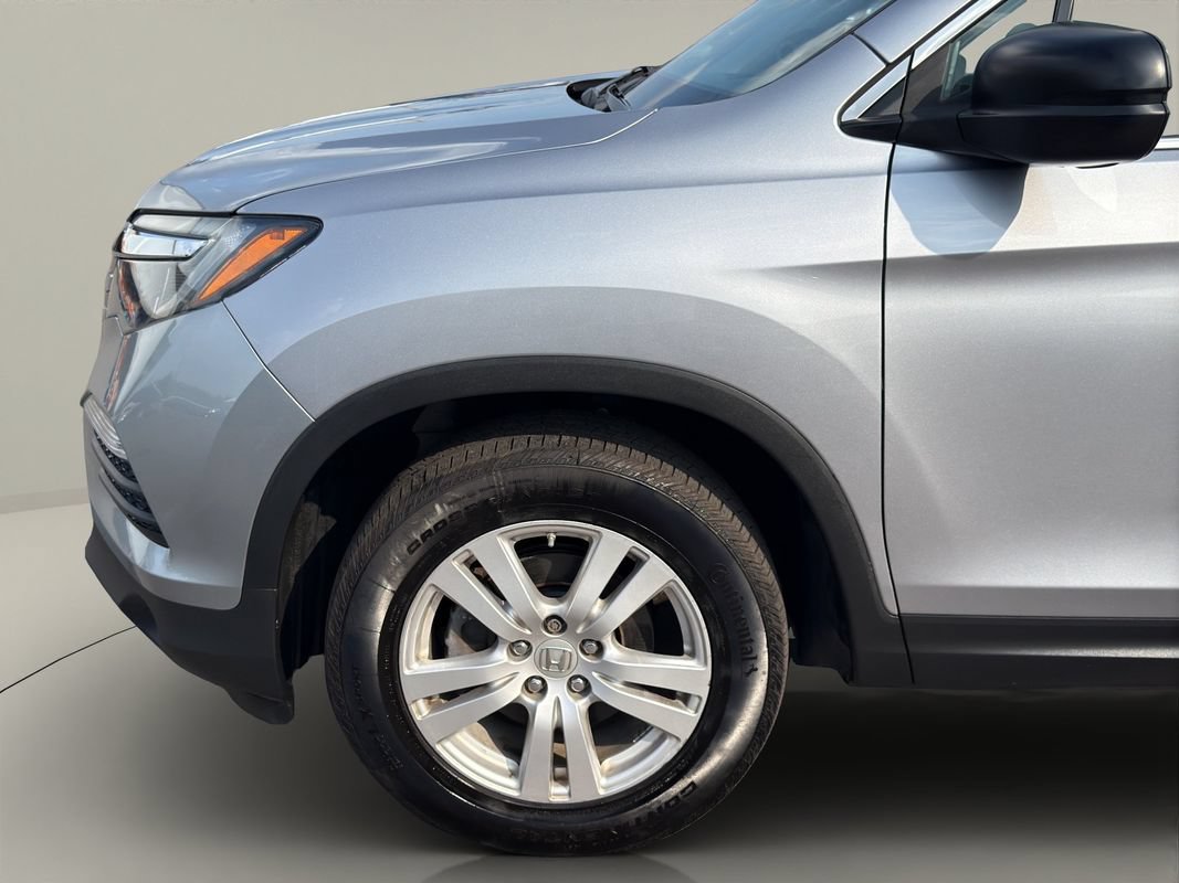 Used 2018 Honda Pilot LX image 23