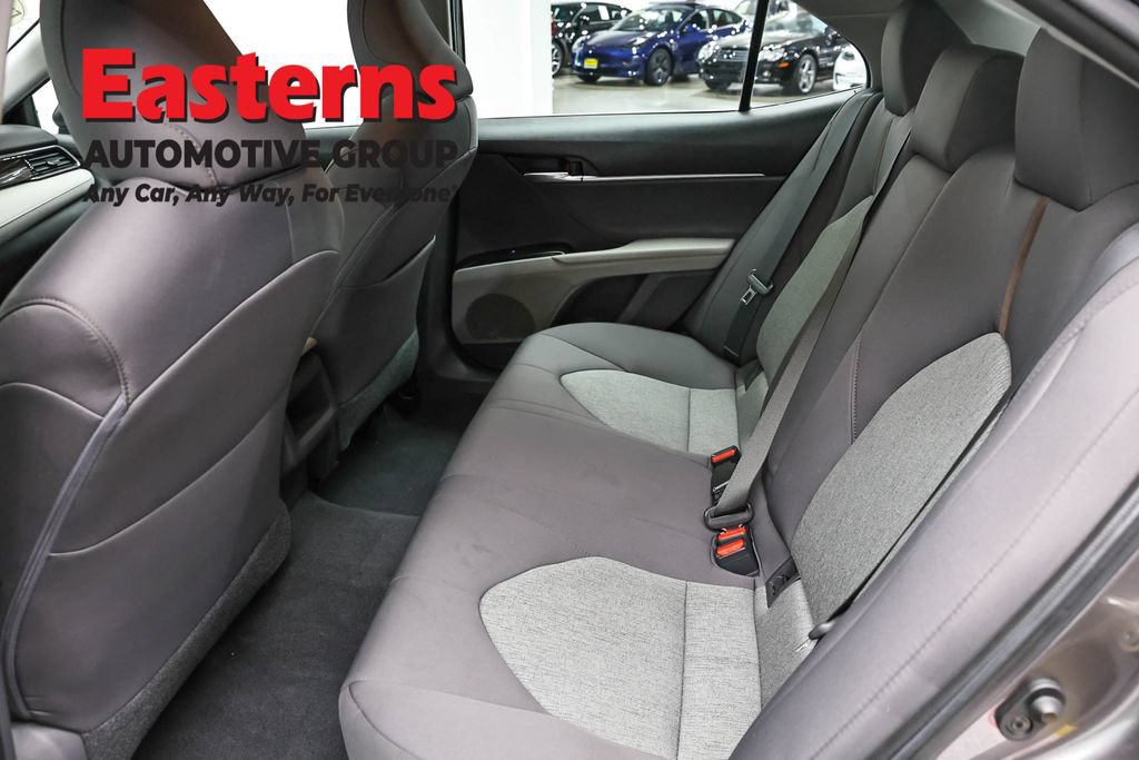 Used 2019 Toyota Camry LE FWD image 20