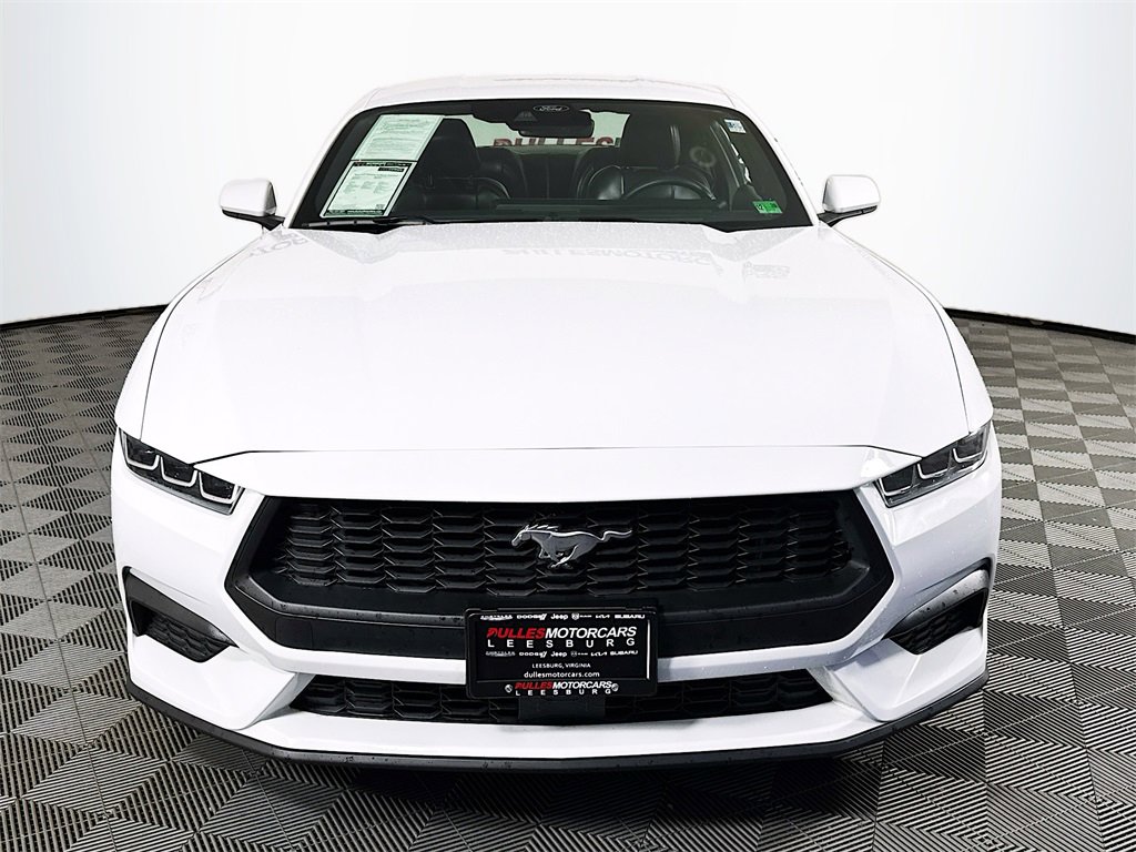 Used 2024 Ford Mustang Premium image 2
