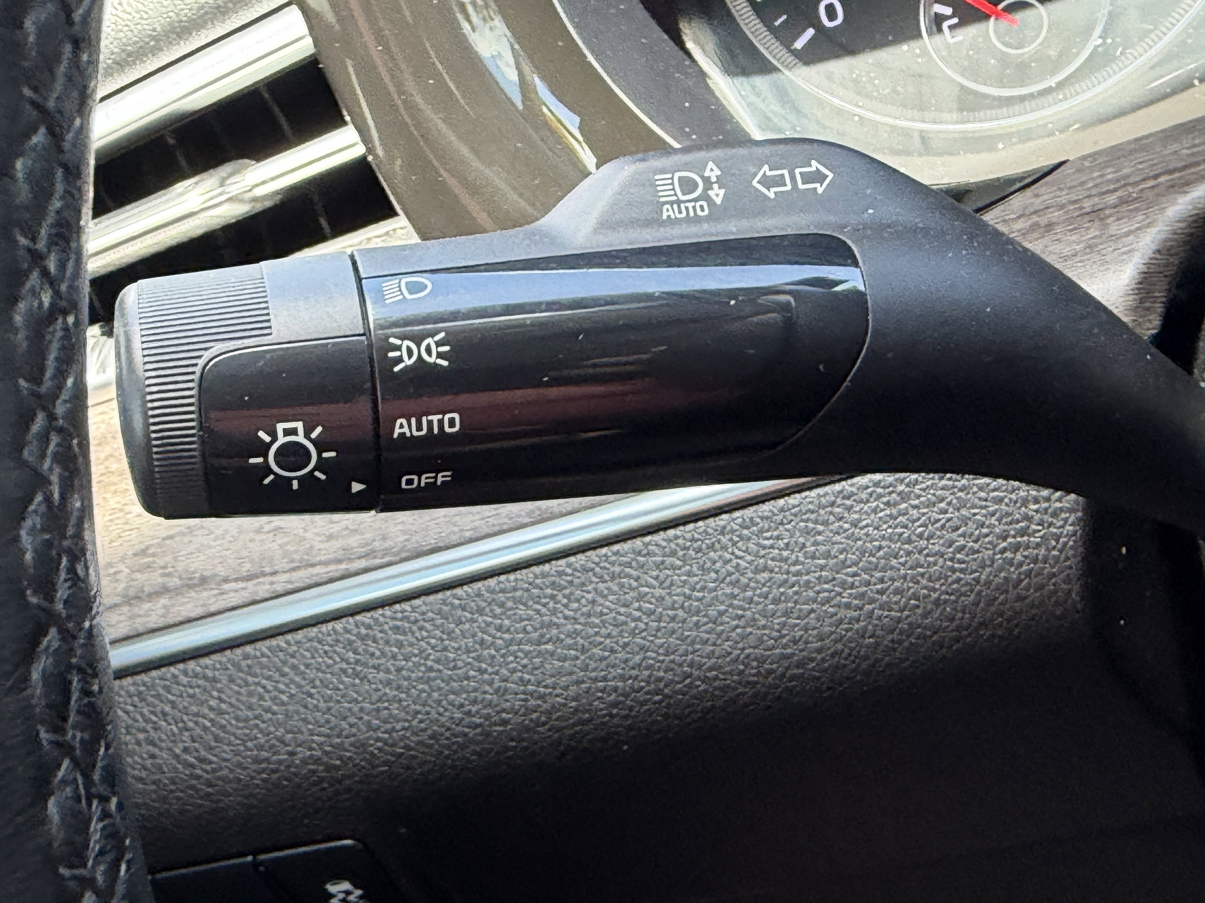 Used 2021 Kia K5 EX image 26