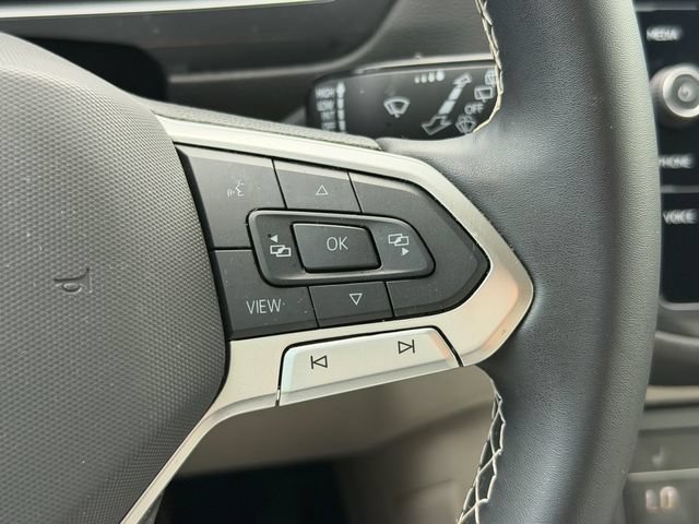Certified 2024 Volkswagen Tiguan SE FWD image 28