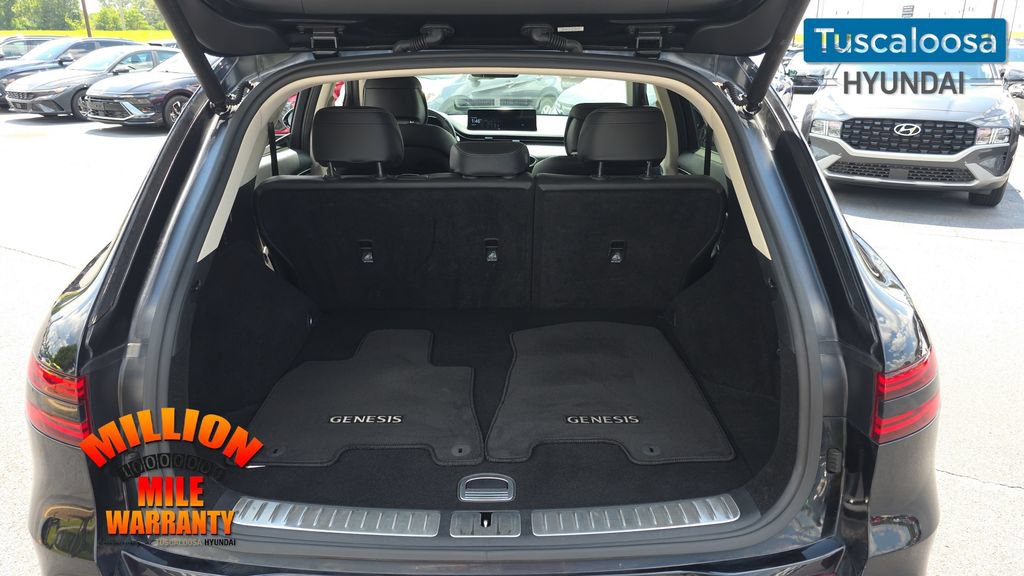 Used 2025 Genesis GV70 2.5T AWD/4WD image 10