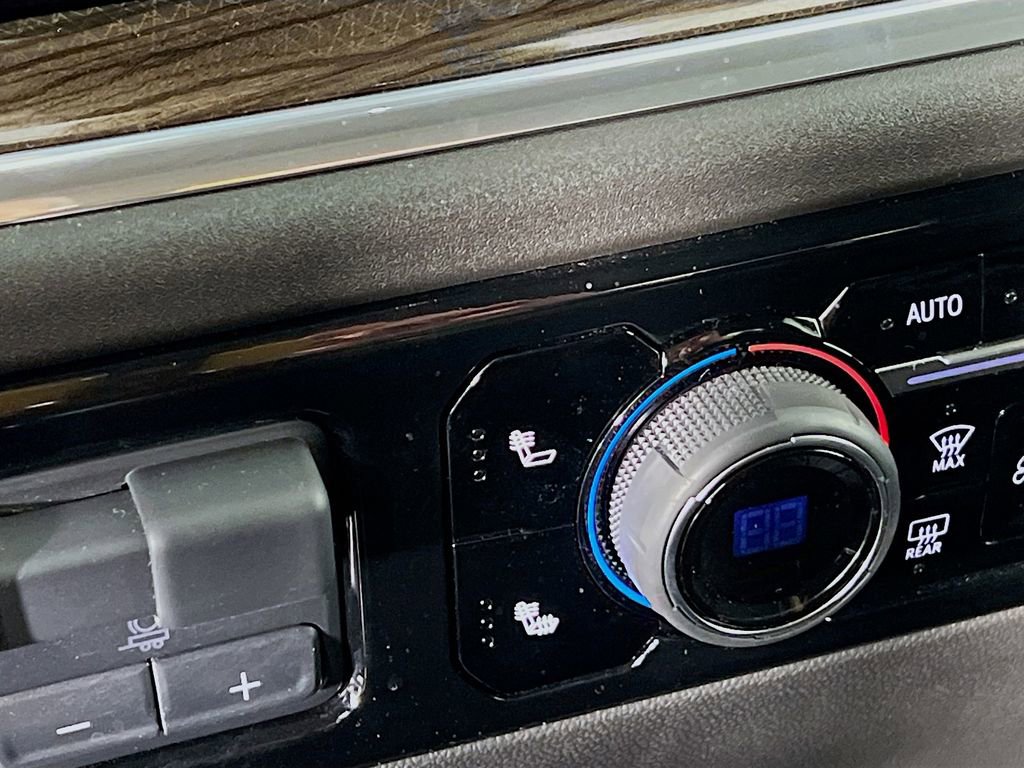 Certified 2025 Chevrolet Silverado 1500 LT image 18