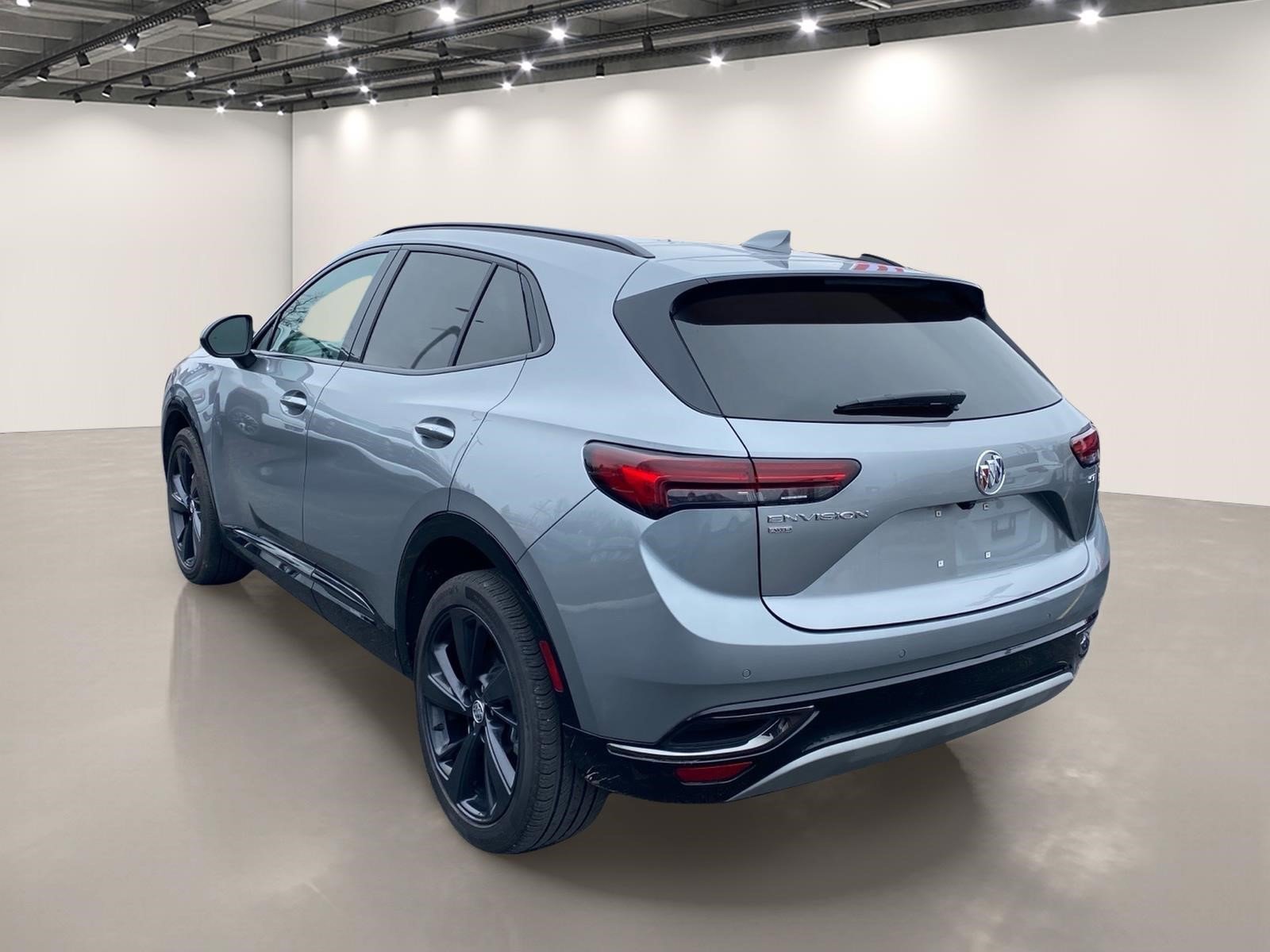 Used 2023 Buick Envision Essence w/ Sport Touring Package image 5