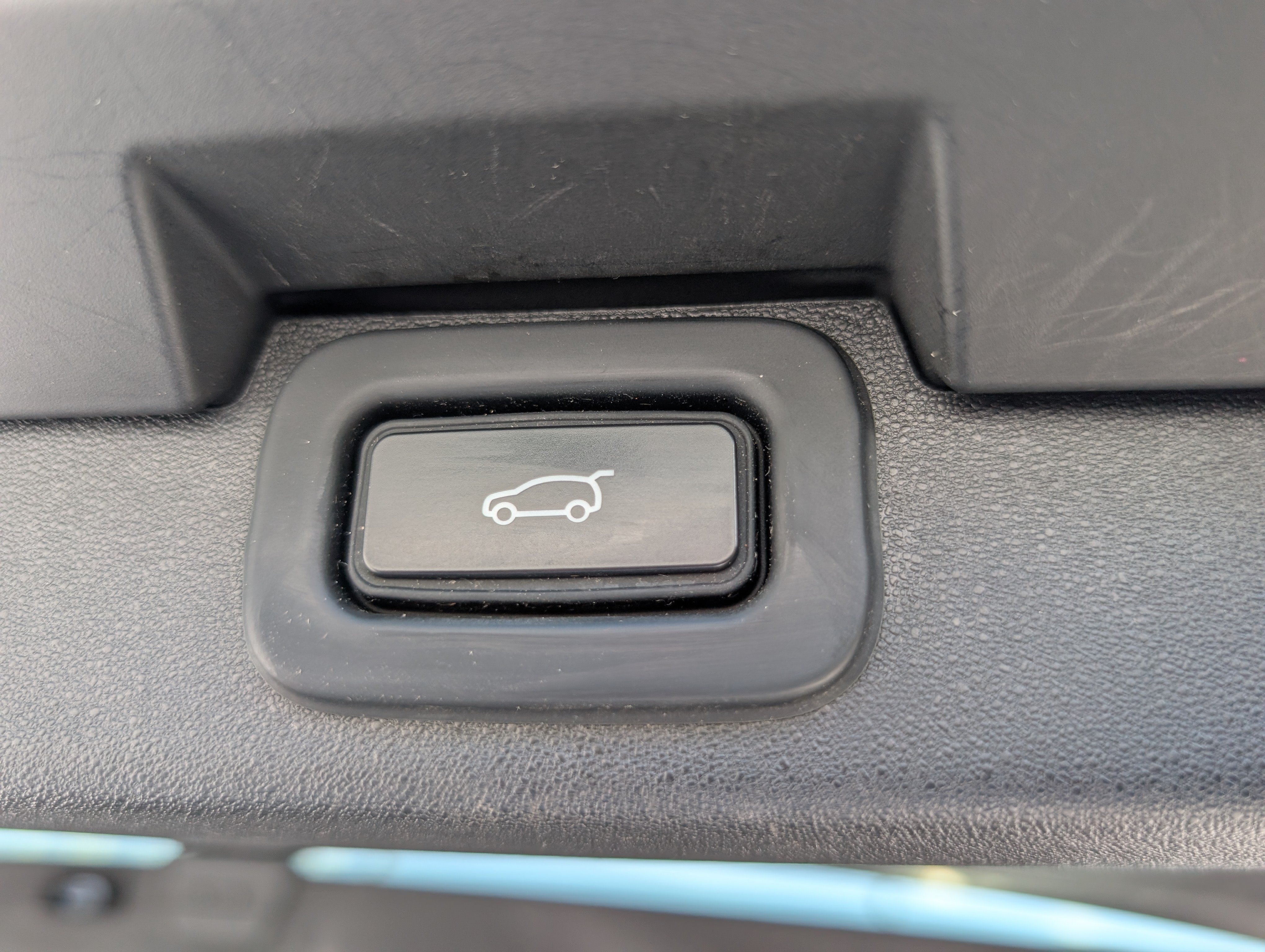 Used 2023 Land Rover Discovery S R-Dynamic AWD/4WD image 13