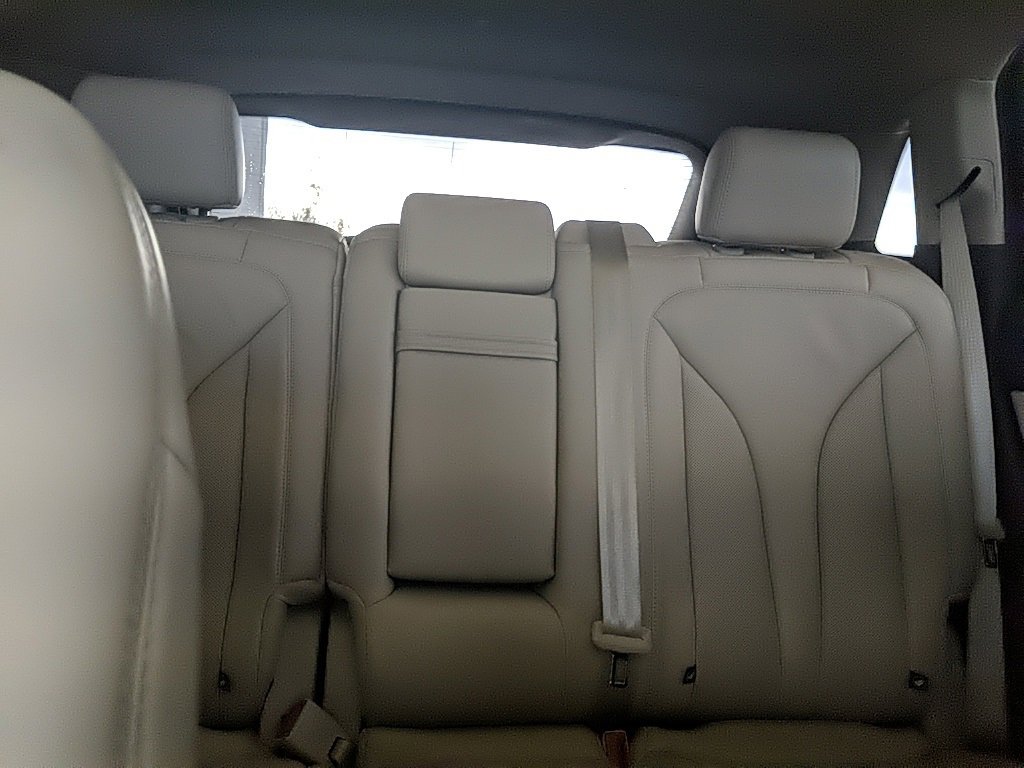 Used 2019 Lincoln Nautilus Select image 28