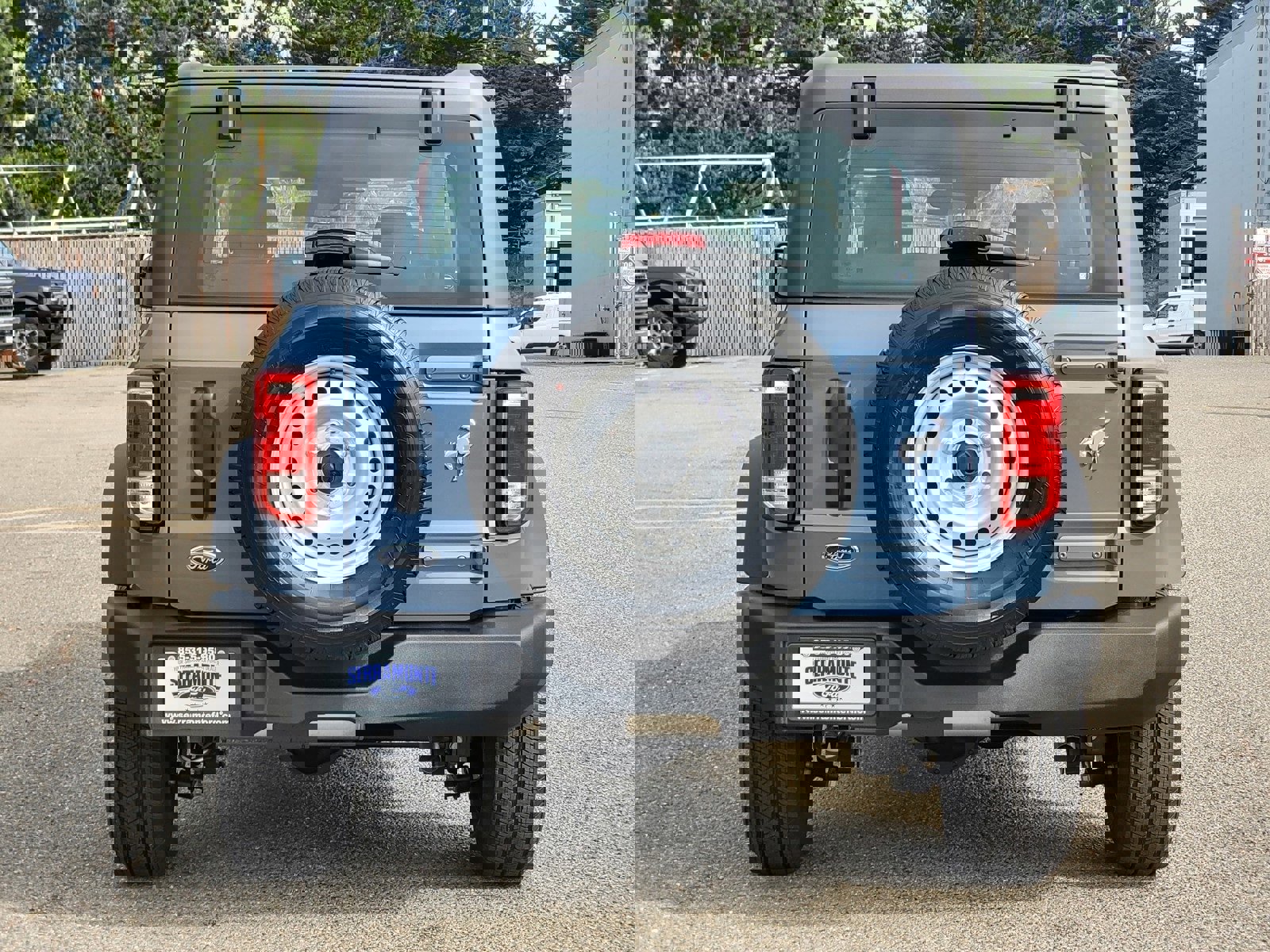 New 2025 Ford Bronco 4-Door image 6