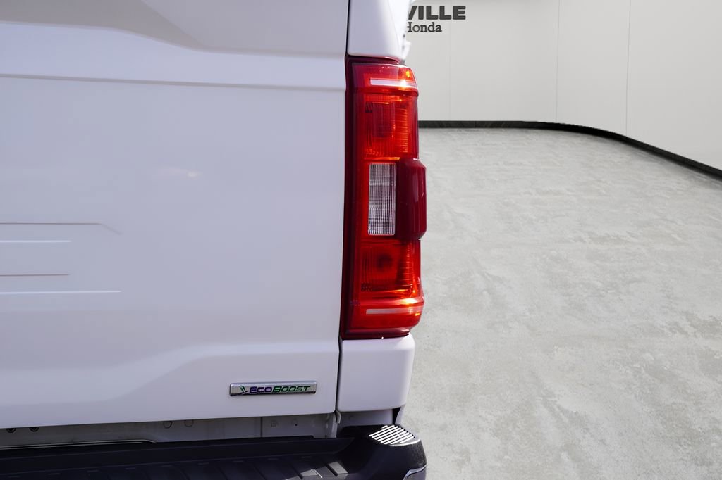 Used 2023 Ford F150 XLT w/ Trailer Tow Package image 9