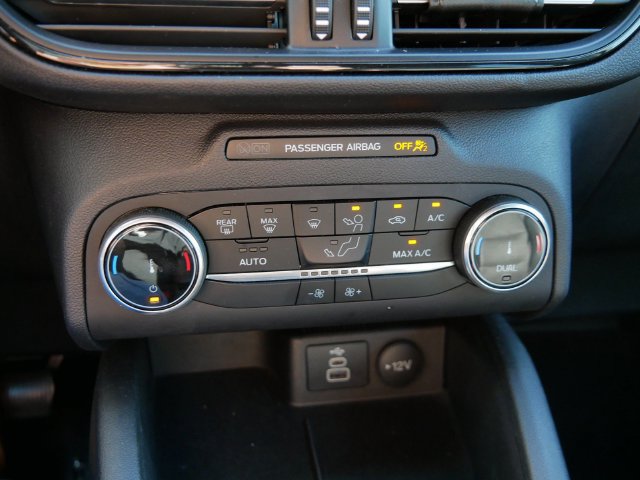 Used 2025 Ford Escape ST-Line AWD/4WD image 24
