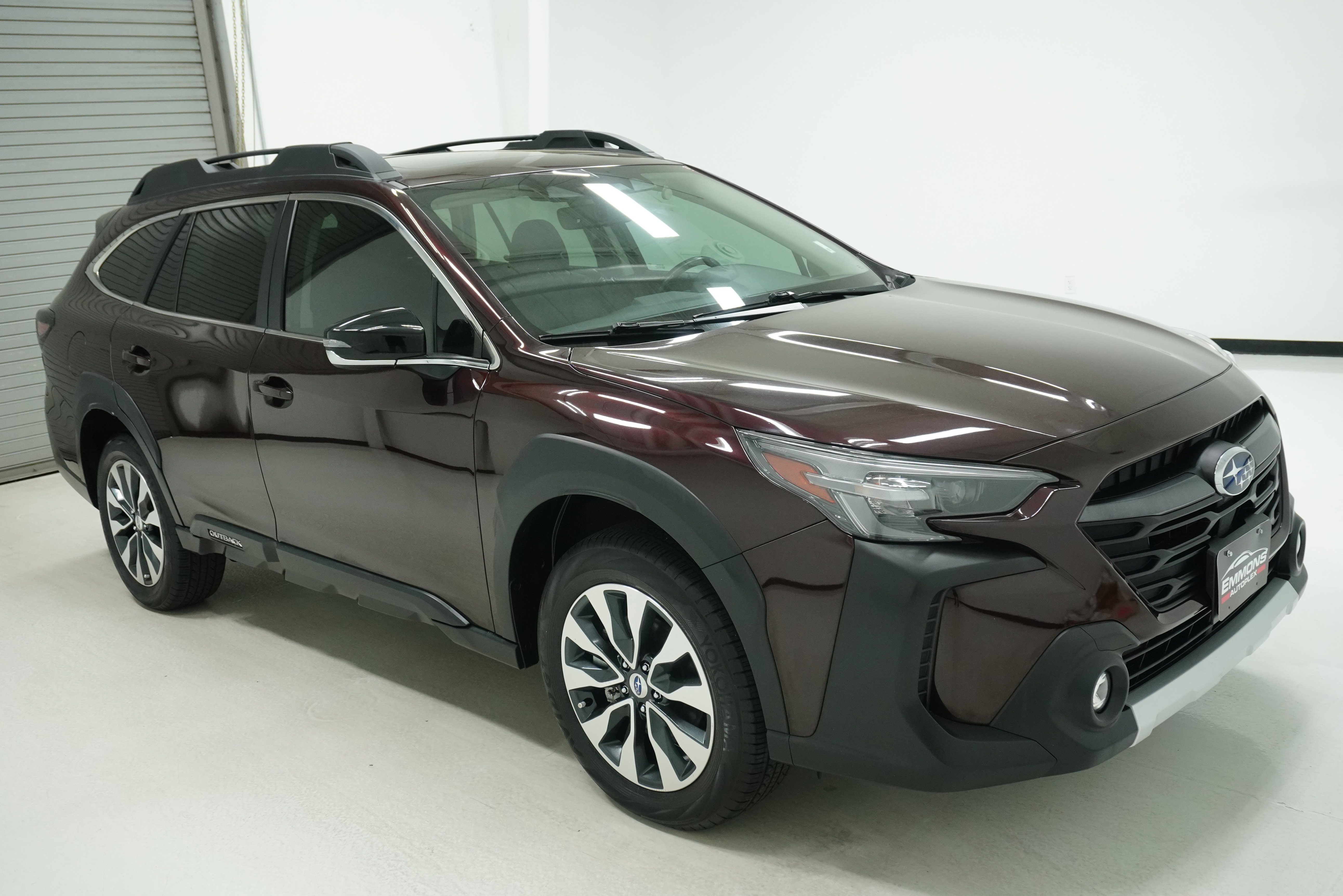 Used 2023 Subaru Outback Limited AWD/4WD image 3