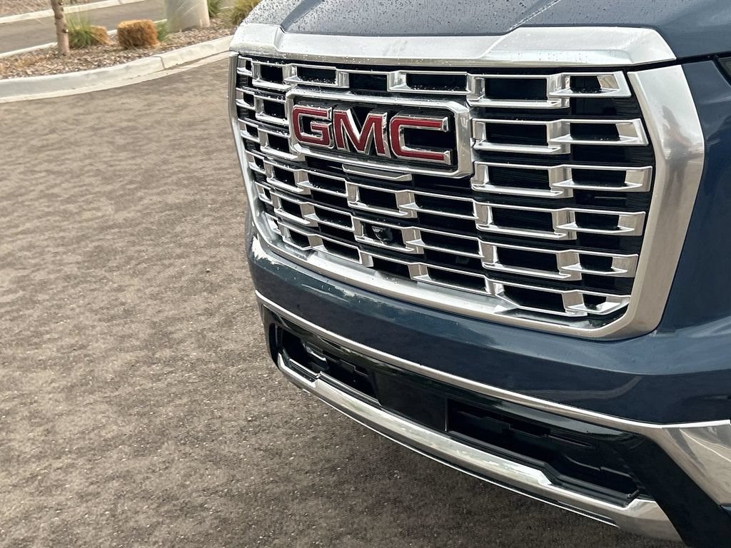 New 2026 GMC Yukon Denali w/ Sun & Power Step Package AWD/4WD image 32