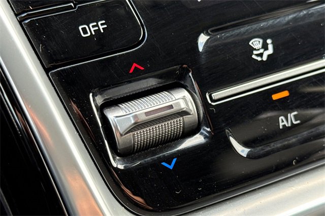 Used 2022 Kia Sorento SX image 30