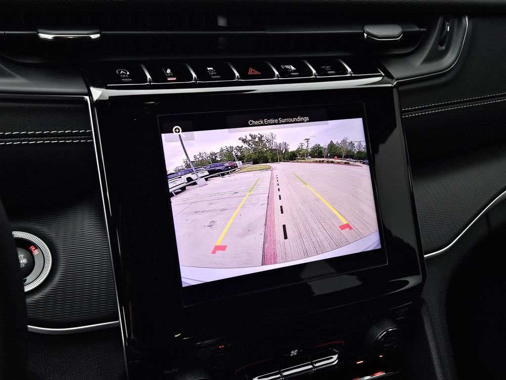 New 2026 Jeep Grand Cherokee Laredo AWD/4WD image 19