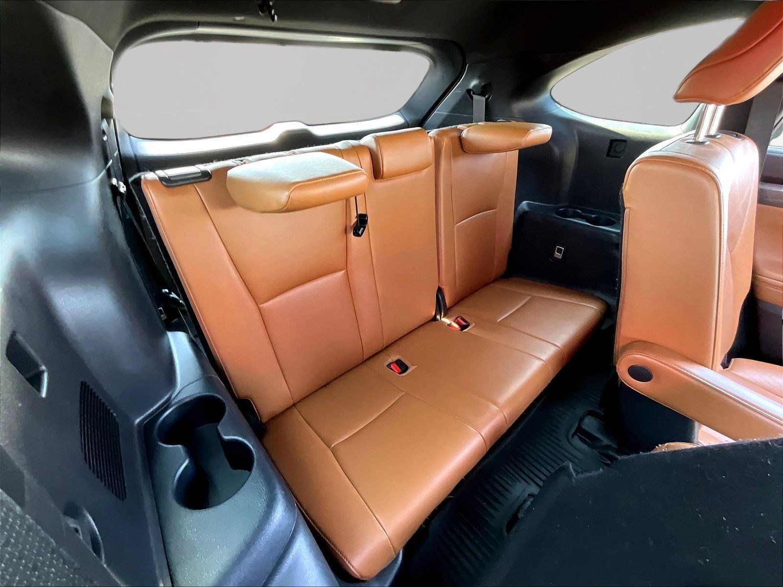Used 2022 Toyota Highlander Platinum FWD image 26