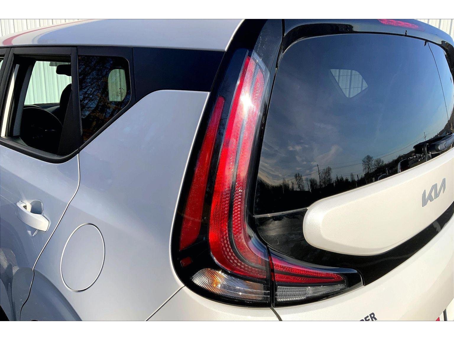 Used 2023 Kia Soul S image 26