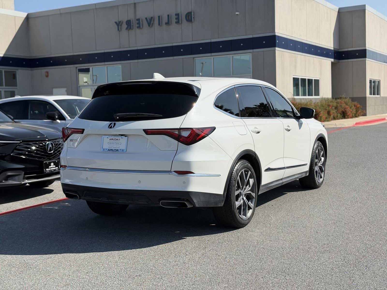 Certified 2024 Acura MDX FWD w/ Technology Package image 14