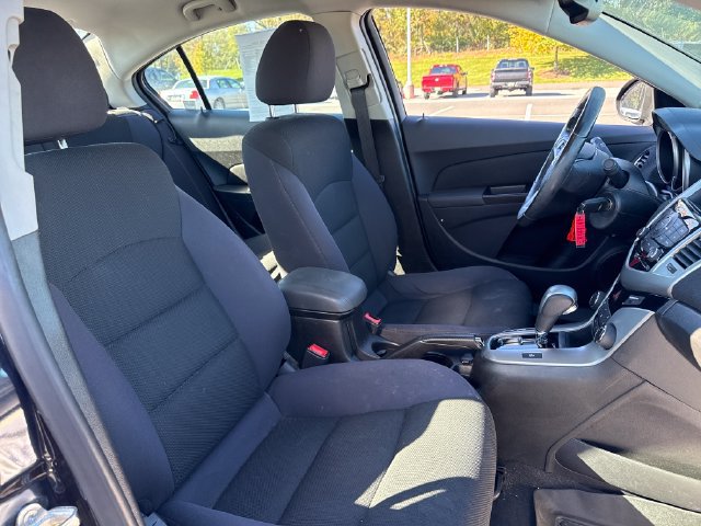 Used 2014 Chevrolet Cruze LT FWD image 13
