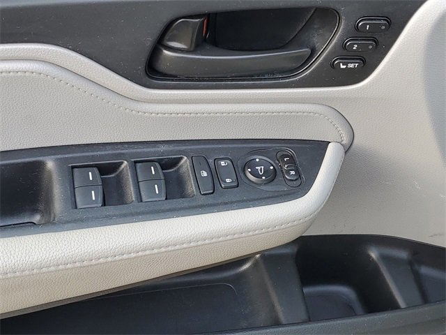 Used 2021 Honda Odyssey EX-L image 16