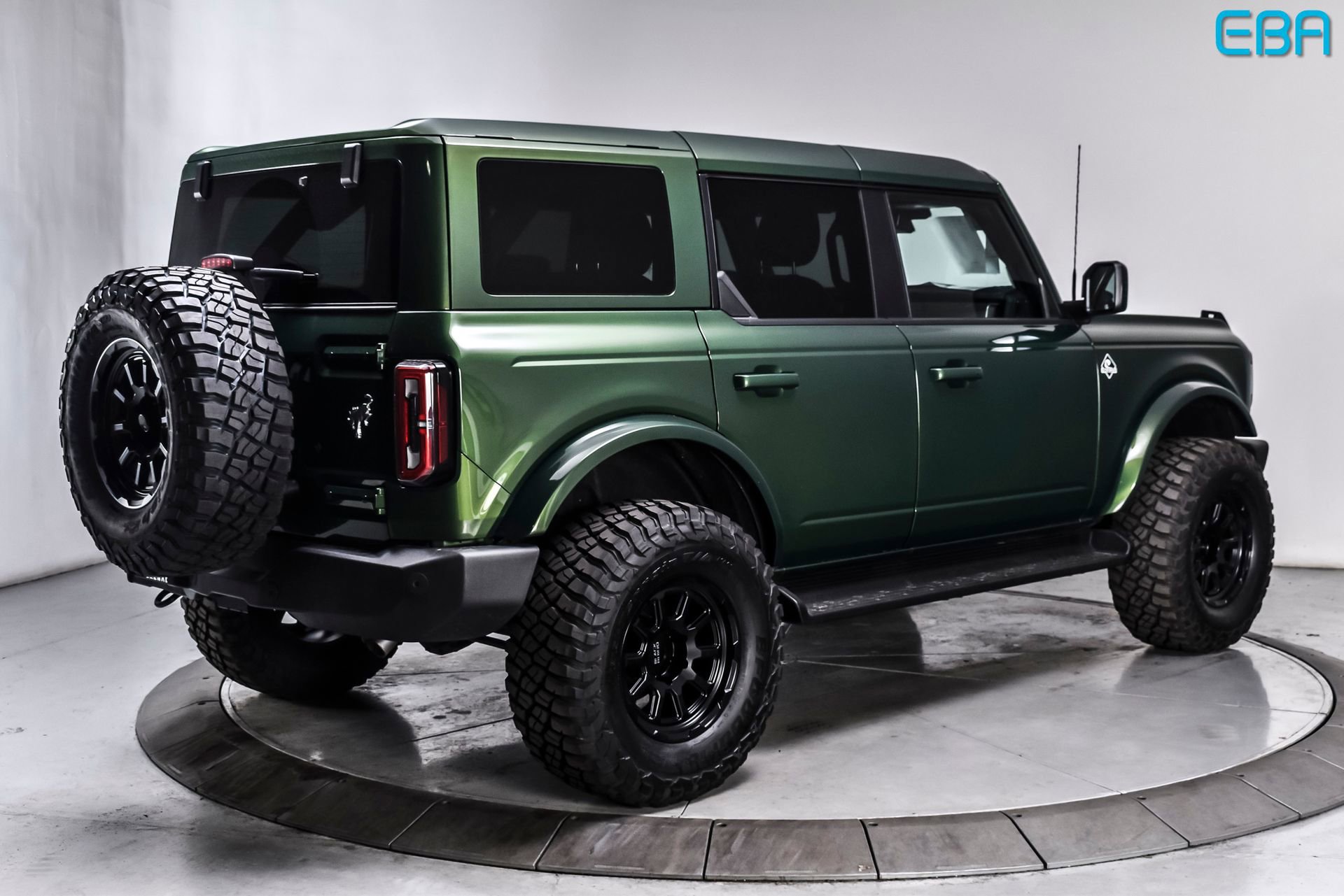 Used 2025 Ford Bronco Outer Banks AWD/4WD image 6