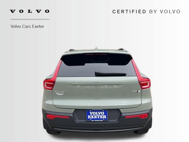 Certified 2025 Volvo XC40 B5 Ultra AWD/4WD image 8