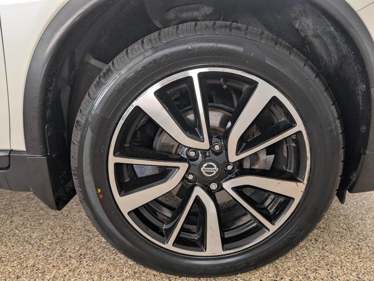 Used 2019 Nissan Rogue SL image 22