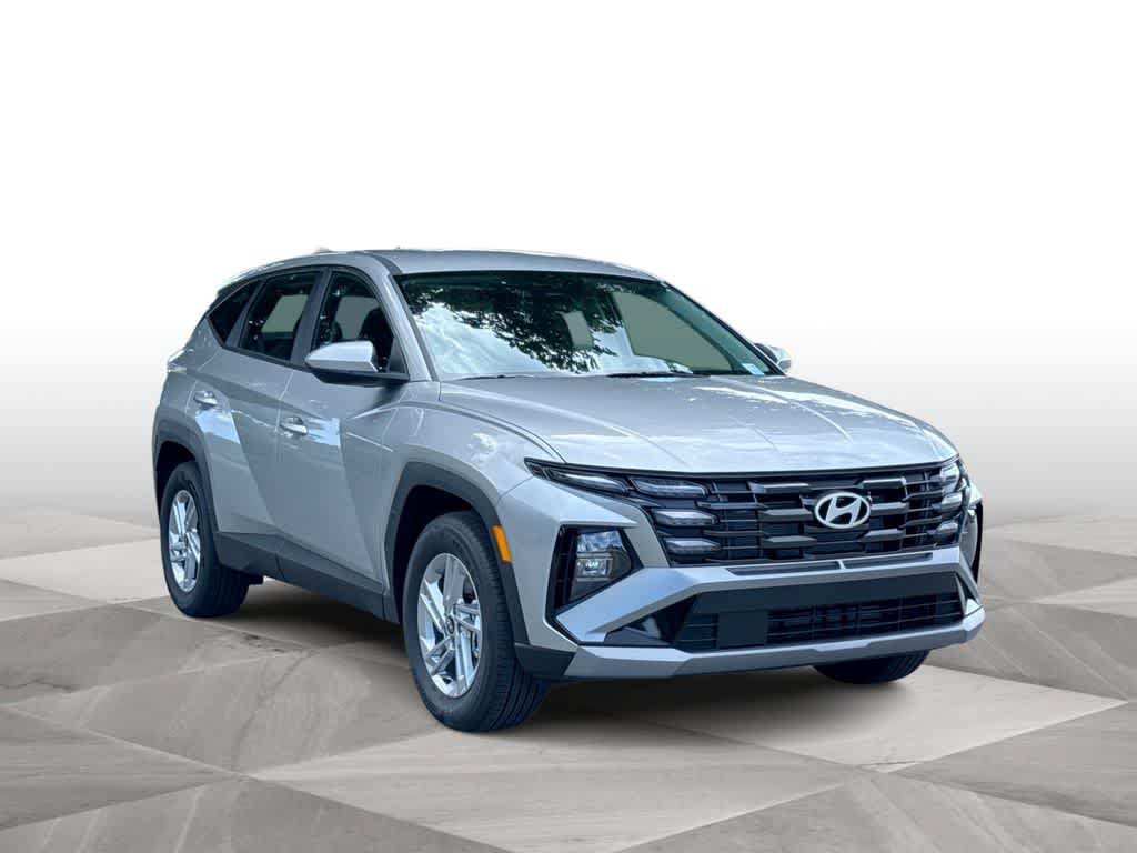 New 2026 Hyundai Tucson SE FWD image 2