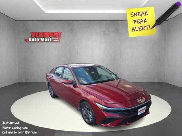 Used 2024 Hyundai Elantra SEL FWD image 1