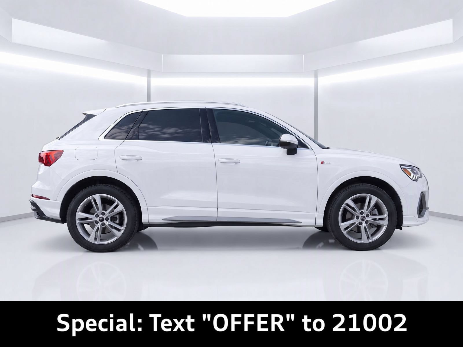 Used 2022 Audi Q3 2.0T Premium Plus AWD/4WD image 3