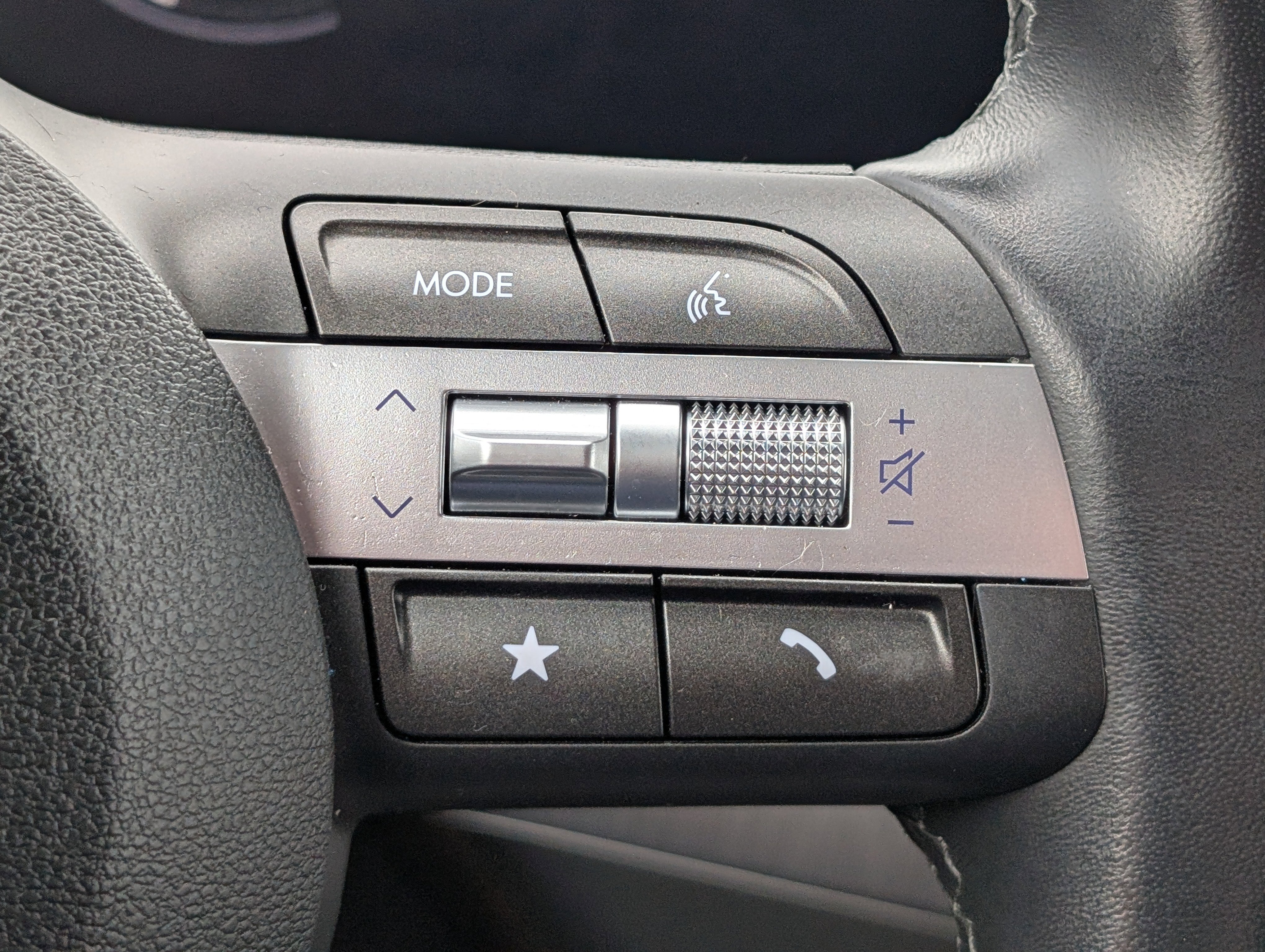 Used 2024 Hyundai Kona SEL image 23