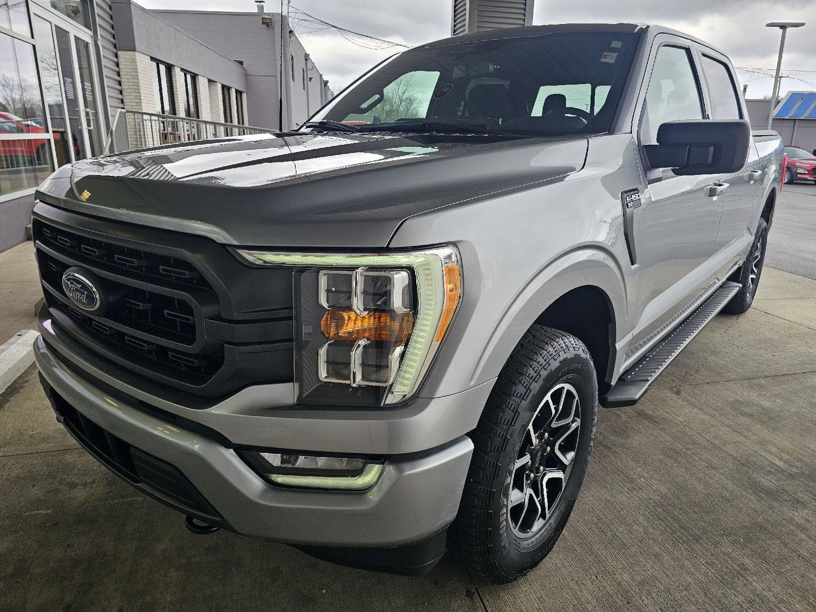 Used 2023 Ford F150 XLT w/ Equipment Group 302A High image 1