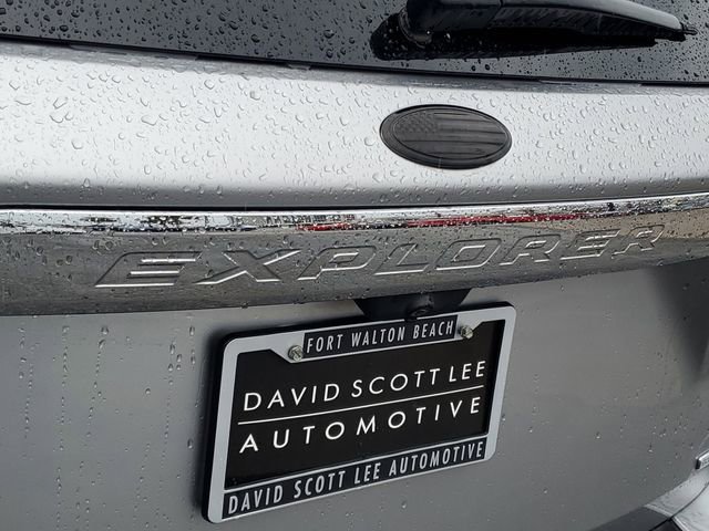 Used 2020 Ford Explorer XLT w/ Equipment Group 202A image 27