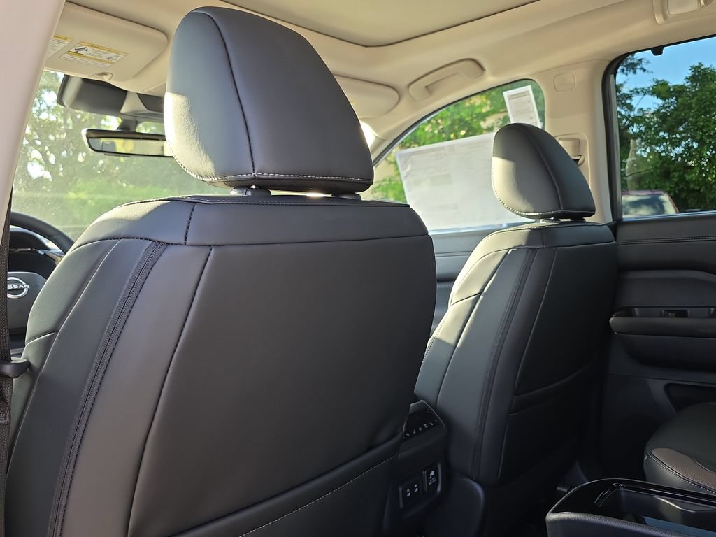 New 2026 Nissan Pathfinder Platinum AWD/4WD image 16