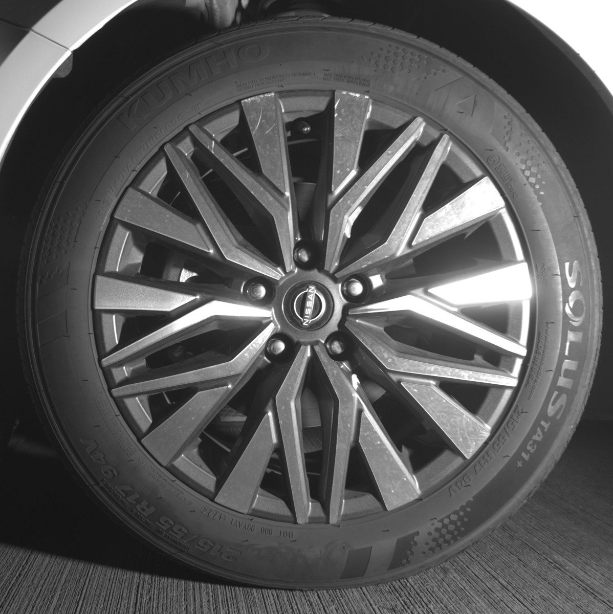 Used 2025 Nissan Altima 2.5 SV image 12