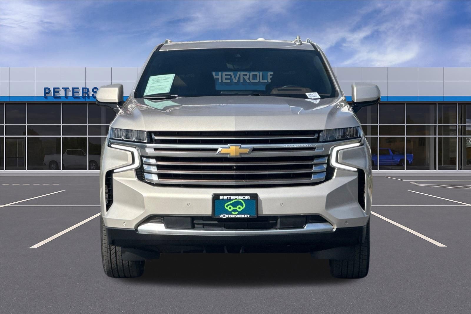 Certified 2023 Chevrolet Suburban High Country w/ LPO, Illumination Package AWD/4WD image 9
