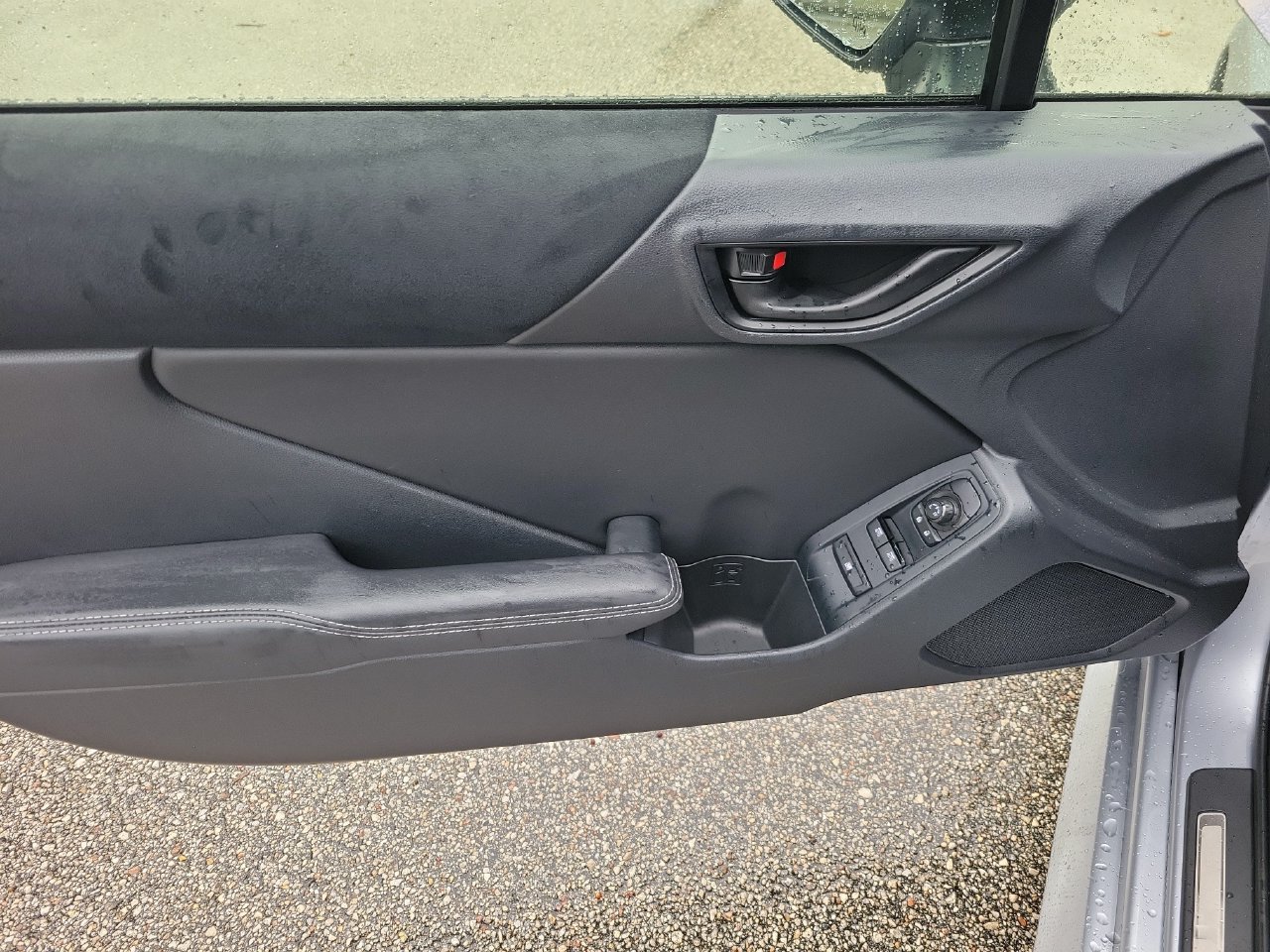 Used 2025 Toyota GR86 Premium RWD image 8