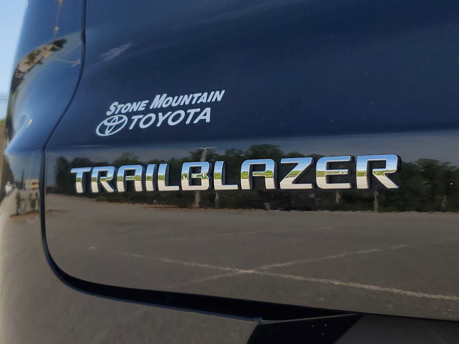 Used 2025 Chevrolet TrailBlazer LT FWD image 7