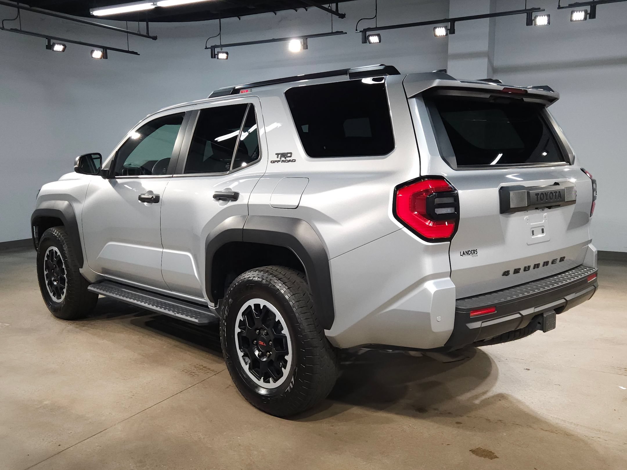 Used 2025 Toyota 4Runner TRD Off-Road AWD/4WD image 5