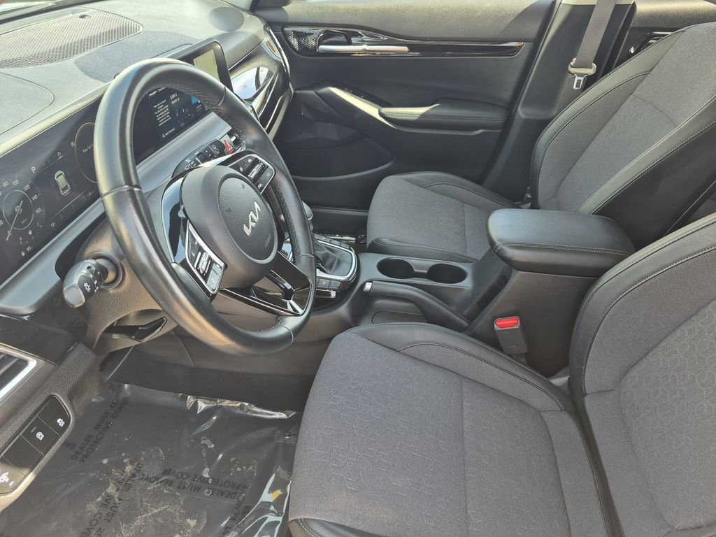 Certified 2024 Kia Seltos S AWD/4WD image 12