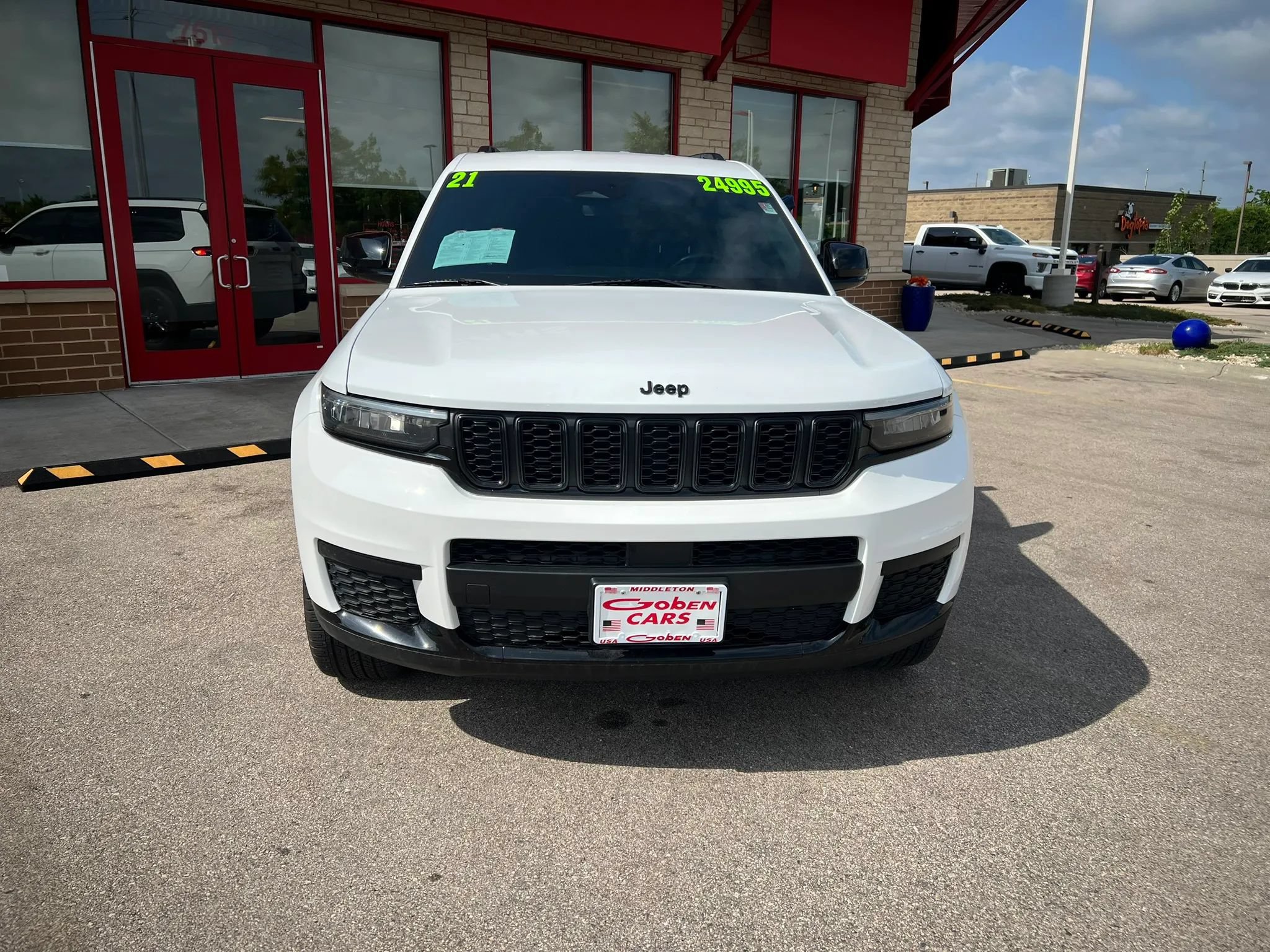 Used 2021 Jeep Grand Cherokee L Laredo AWD/4WD image 2