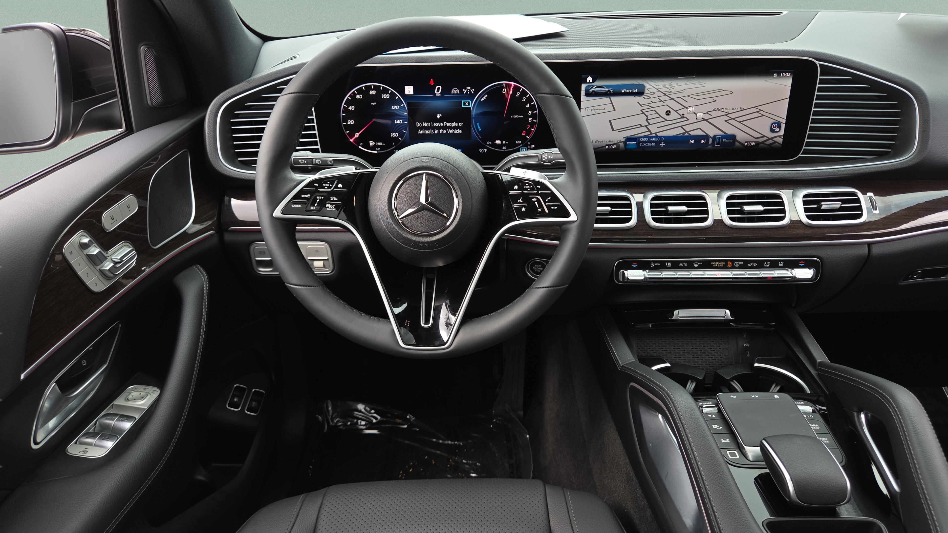 Used 2025 Mercedes-Benz GLE 450e 4MATIC image 12