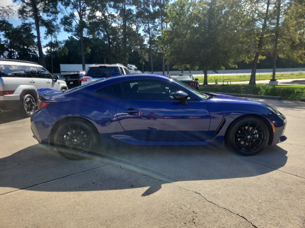Certified 2023 Toyota GR86 Premium RWD image 9