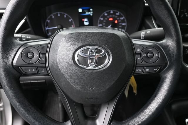 Certified 2025 Toyota Corolla LE FWD image 17