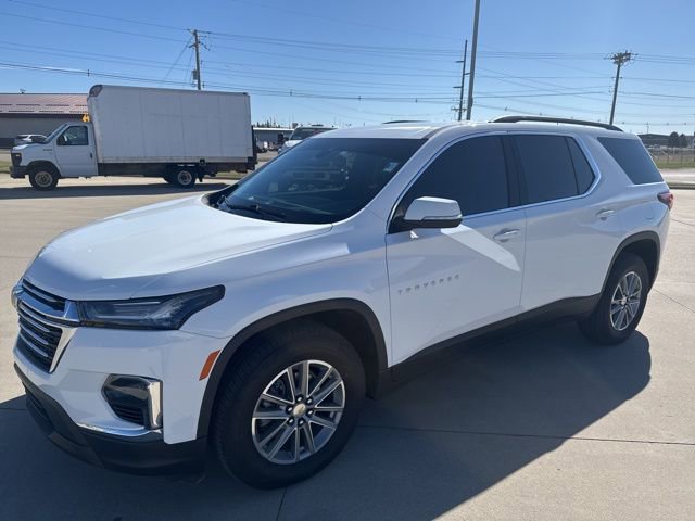Used 2023 Chevrolet Traverse LT image 4