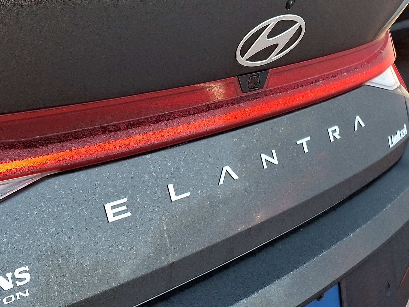 Certified 2024 Hyundai Elantra Limited FWD image 29