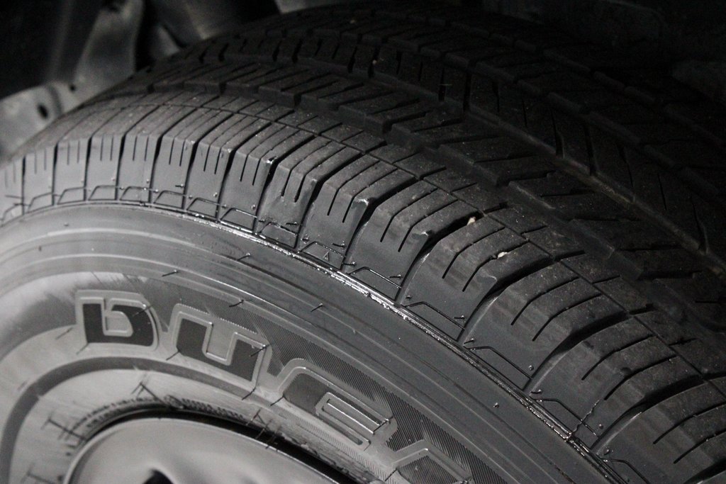 Used 2024 Jeep Gladiator Sport image 20