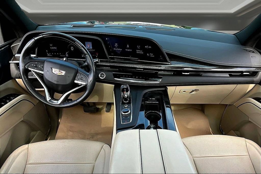 Used 2023 Cadillac Escalade Premium Luxury w/ LPO, Floor Liner Package AWD/4WD image 7