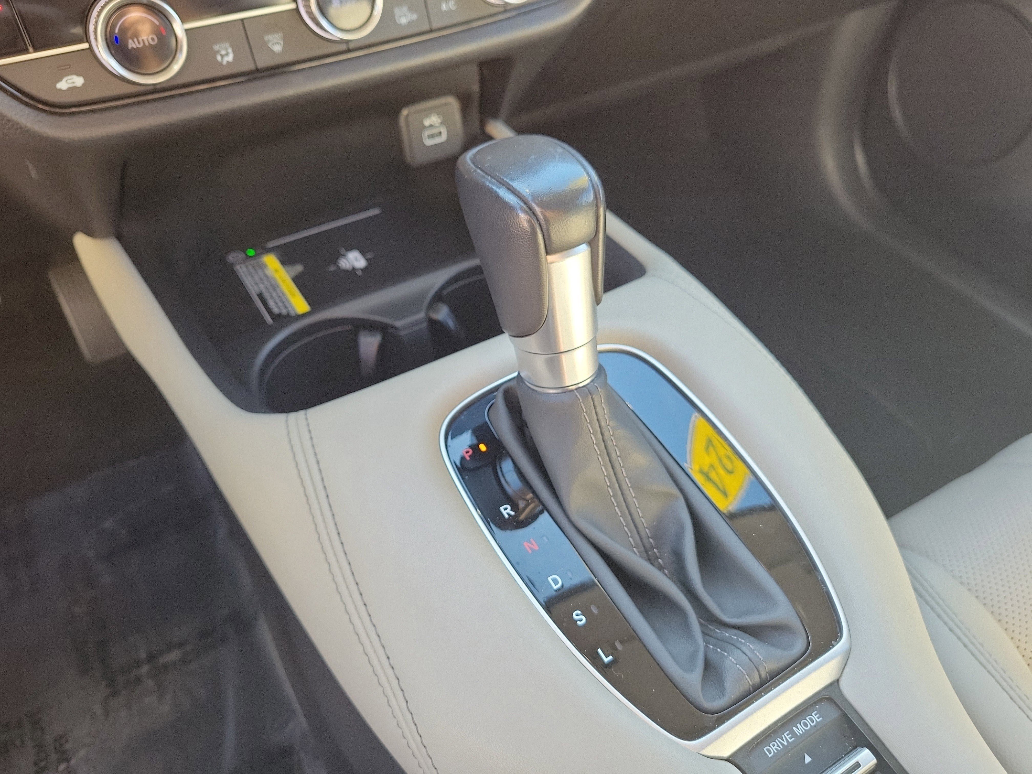 Used 2024 Honda HR-V EX-L image 28