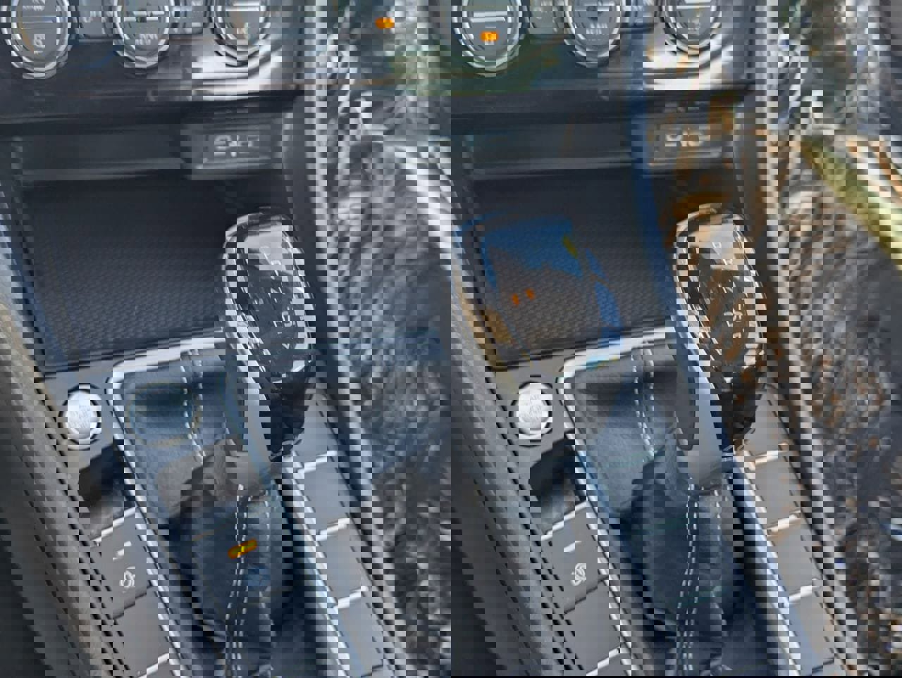 Used 2024 Volkswagen Jetta SE image 26