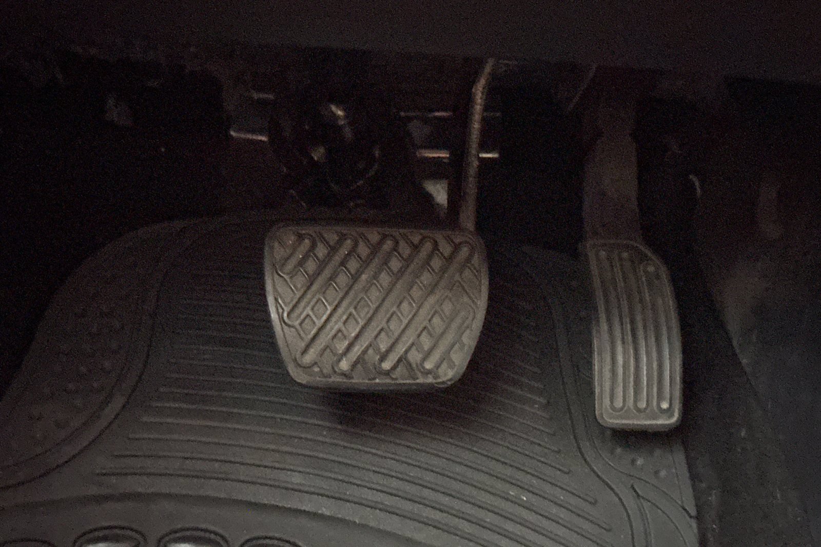Used 2019 Nissan Sentra S FWD image 38