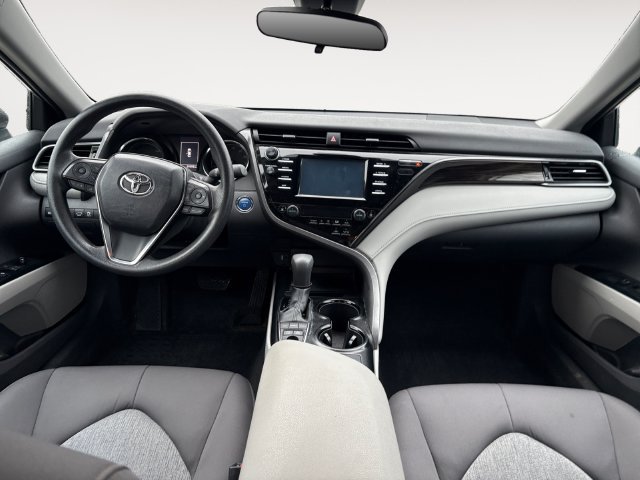 Used 2019 Toyota Camry LE w/ Protection Package (Q2) FWD image 10